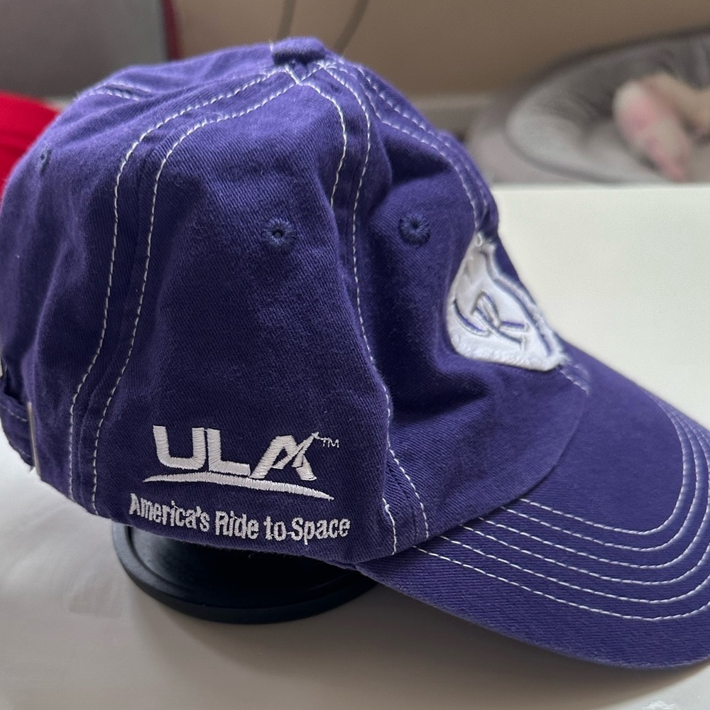 Colorado Rockies Hat - Picture 2 of 3
